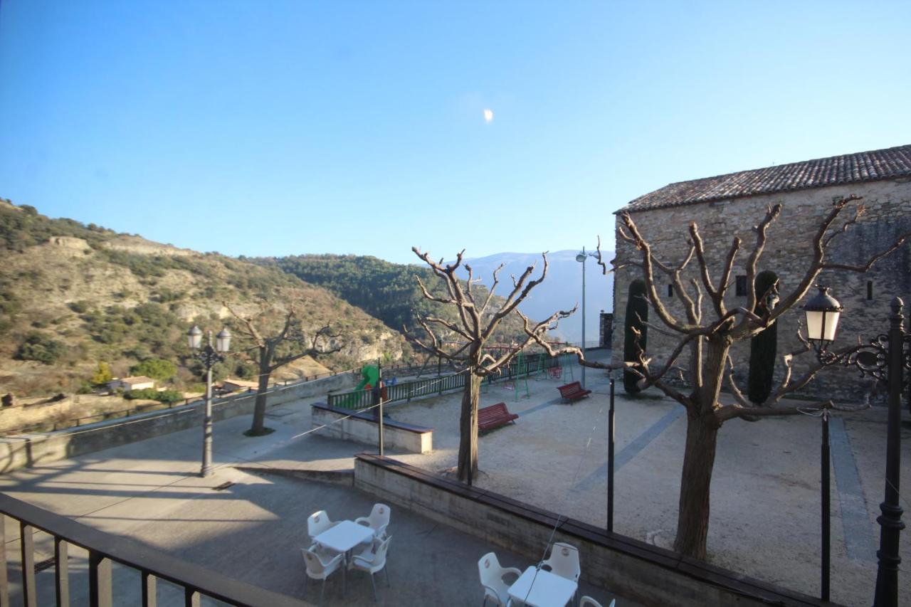 Hostal Centre Del Montsec Llimiana Εξωτερικό φωτογραφία