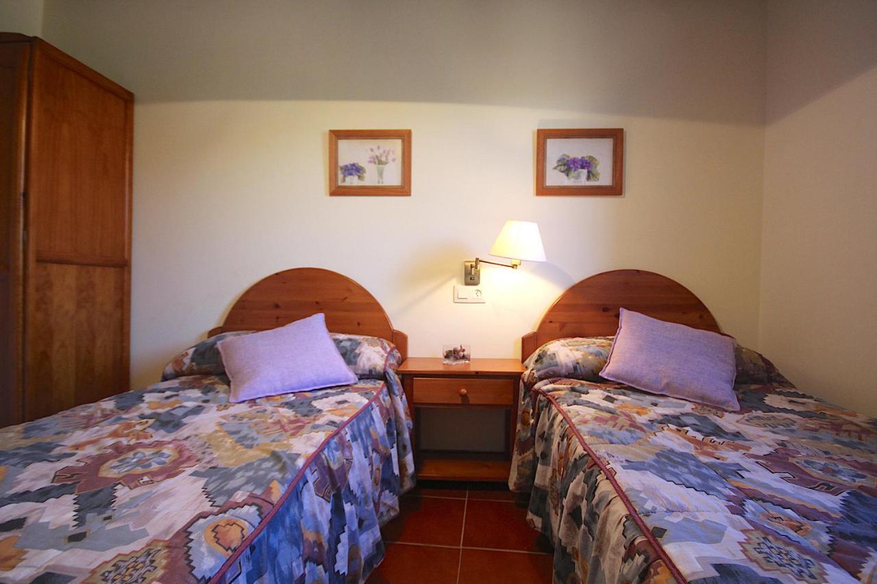 Hostal Centre Del Montsec Llimiana Εξωτερικό φωτογραφία