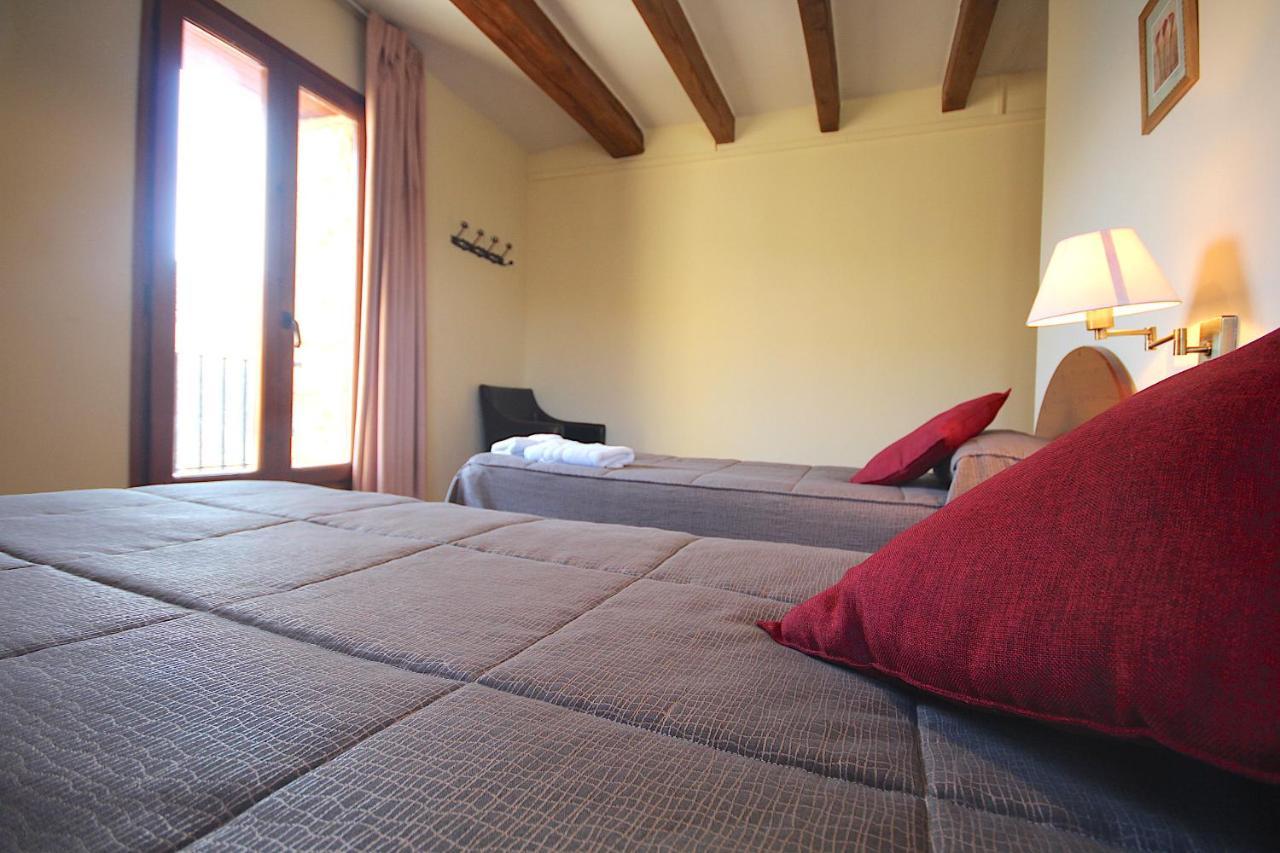 Hostal Centre Del Montsec Llimiana Εξωτερικό φωτογραφία