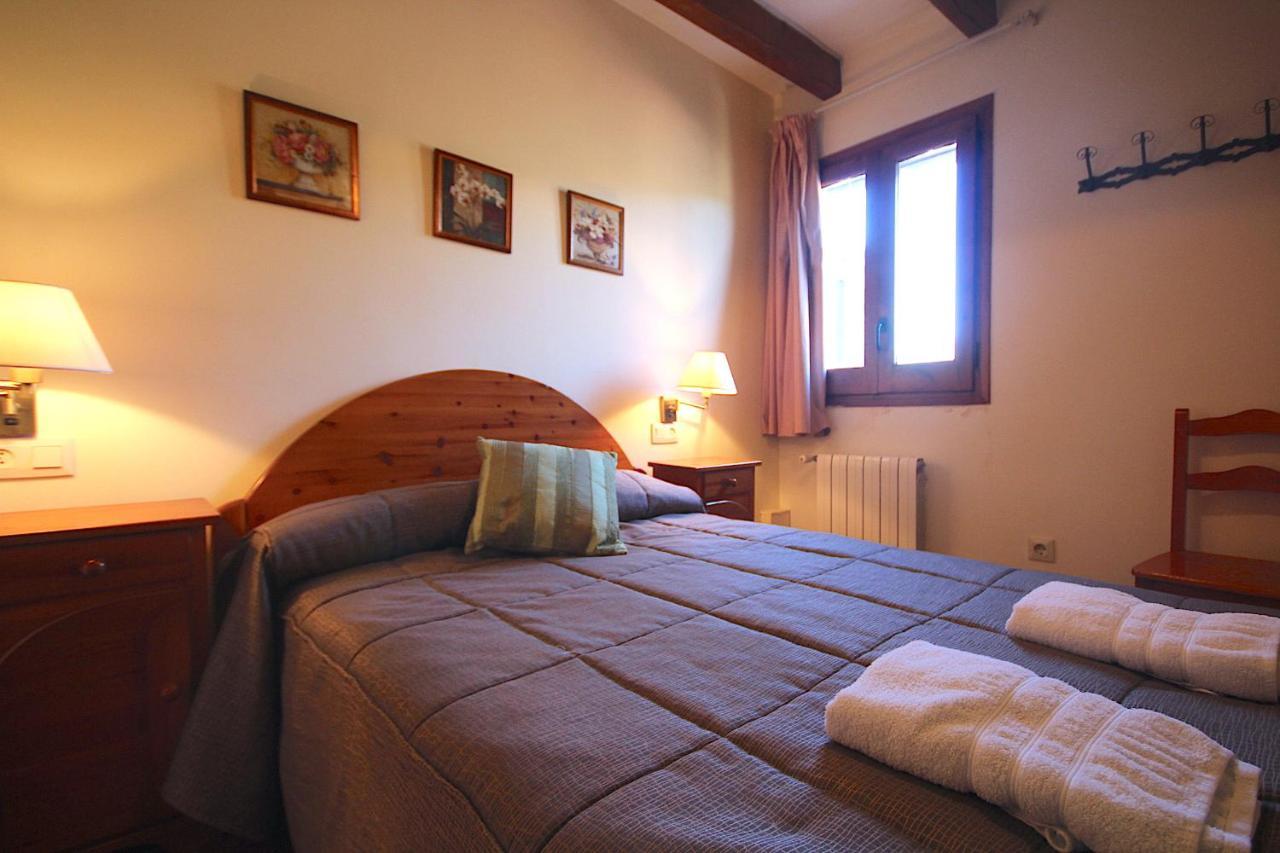 Hostal Centre Del Montsec Llimiana Εξωτερικό φωτογραφία