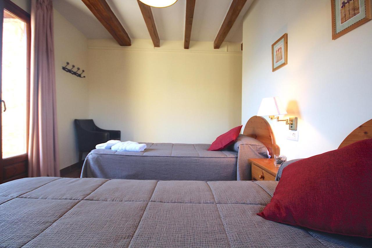 Hostal Centre Del Montsec Llimiana Εξωτερικό φωτογραφία