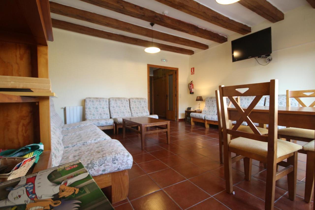 Hostal Centre Del Montsec Llimiana Εξωτερικό φωτογραφία